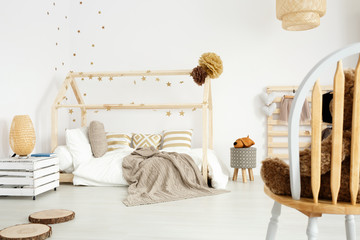 Cozy scandinavian girl's bedroom