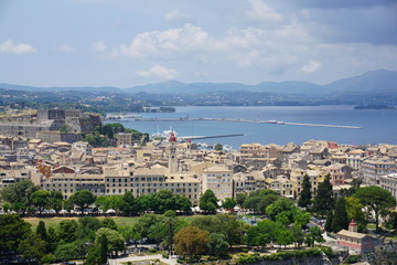 panorama miasta i port