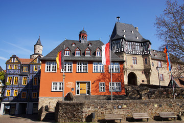 Historische Gebäude am König-Adolf-Platz in Idstein, Hessen © sehbaer_nrw