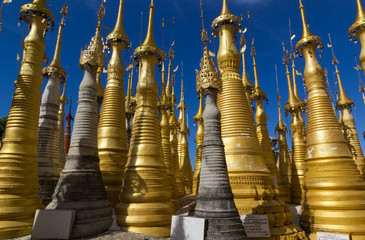 Shwe Indein Pagoda, Inle lake, Myanmar
