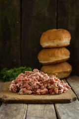 chopped meat On the kitchen board (back plan burgers for burgers)