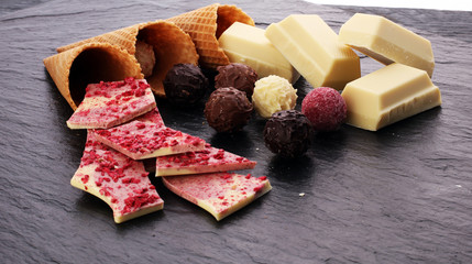 ice cream cones with white chocolate block and dark chocolate rasp