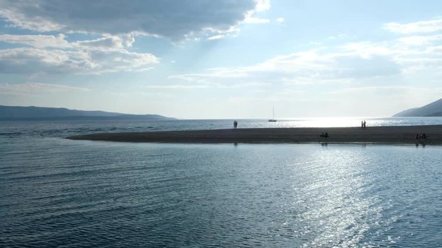 Croatia golden horn backlight