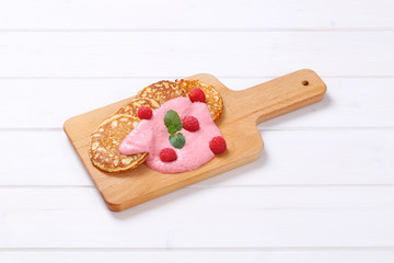 american pancakes with yogurt and raspberries