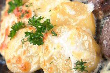  potatoes with sour cream