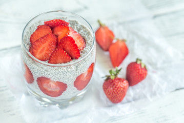 Chia seed puddings with strawberry slices