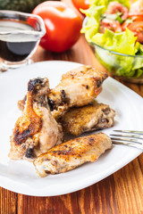 Chicken wings in sauce