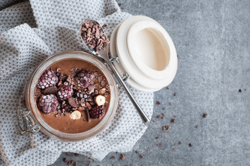 Obraz na płótnie Canvas Chocolate Protein Smoothie Bowl (Jar)