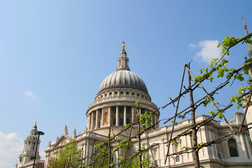 Fototapeta na wymiar London St. Paul's Cathedral Dome