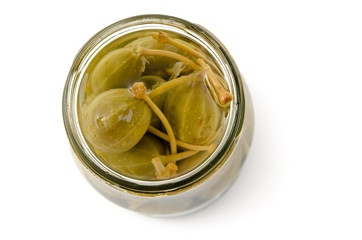 Kapernäpfel im Glas