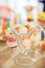 party reception, decorated desert table pink color