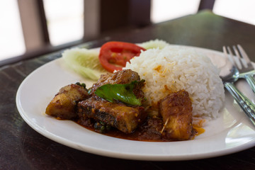 Fried fish curry.