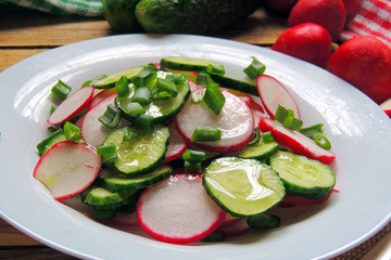 Spring salad with radishes and cucumber