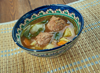  Ciorba de perisoare