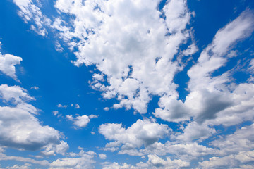 Naklejka na ściany i meble Beautiful clouds high in the blue sky