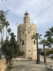 Fototapeta na wymiar Tour de l'Or à Séville, Espagne 