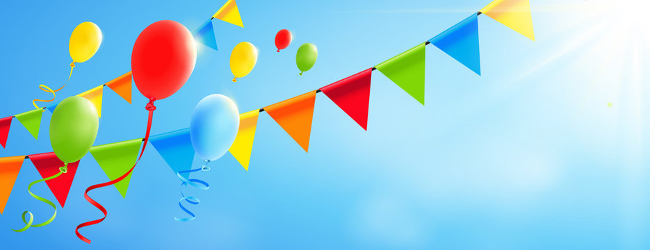 Bunte fliegende Luftballons mit Girlanden und sonnigem Himmel - Banner mit Textfreiraum