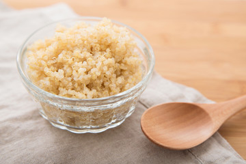キヌア　Quinoa