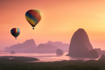 Fototapeta na wymiar Hot air balloon over Phang nga bay in summer, Thailand
