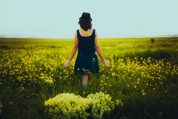 Fototapeta premium model shoot in the beauty of spring