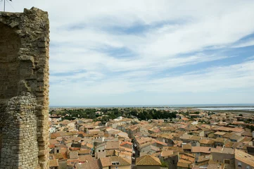 Fototapeten Uitzicht over Gruisson, departement Aude © twanwiermans