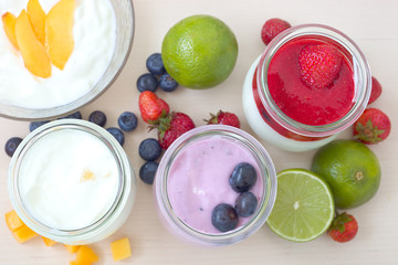 Joghurt mit Früchten