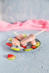 Homemade Strawberry Popsicles Copy space