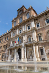Fototapeta na wymiar Palazzo Ducale Modena Emilia Romagna Italien