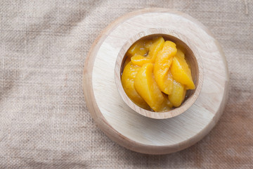 Peeled and sliced peaches