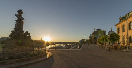 Dresden, Zentrum, brühlsche Terrasse Denkmal2