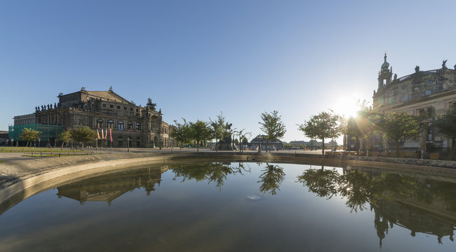 Dresden, Zentrum, Theaterplatz 5