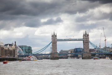 Obraz premium LONDON/UK - MAY 20 : London skyline with Tower Bridge and The Shard skyscraper seen from the Thames