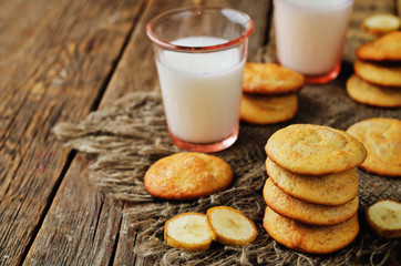 Banana cookies
