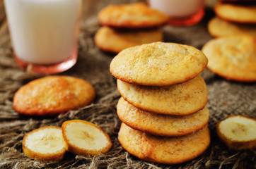 Banana cookies