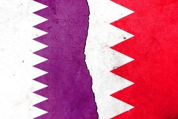 Little crack. Flags: Qatar, Bahrain