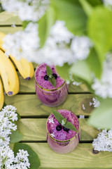 Obraz na płótnie Canvas Smoothie of banana and berries frozen