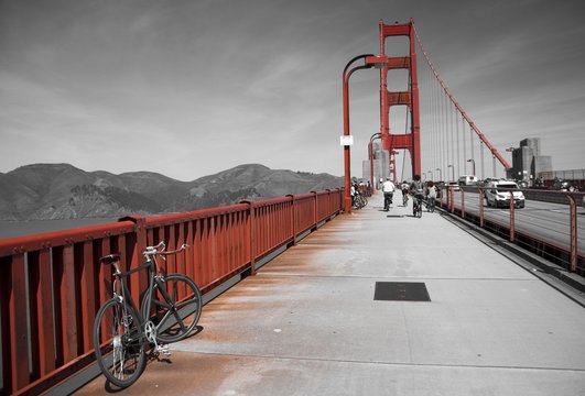 Fototapeta Bike on Golden gate bridge, San Francisco, California, USA