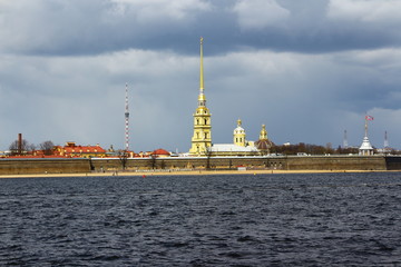 Die Peter-und-Paul-Festung in St. Petersburg