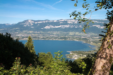 Le Lac du Bourget depuis le Mont du Chat