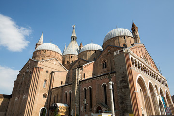 Fototapeta na wymiar Basilica di Sant'Antonio da Padova, in Padua, Italy
