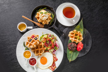 ワッフル　ベルギー料理　Waffle Belgium dish