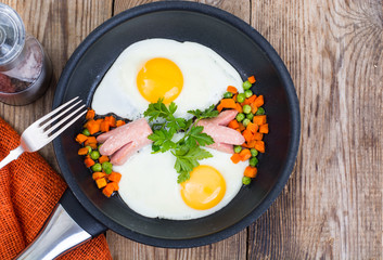 Delicious, quick and healthy breakfast on wooden table