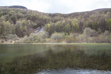 Lago Verdarolo, panorama, Parco nazionale dell'Appennino Tosco-Emiliano, primavera