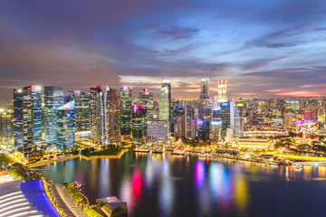 Fototapeta na wymiar Landscape of the Singapore financial district and business building, Singapore City