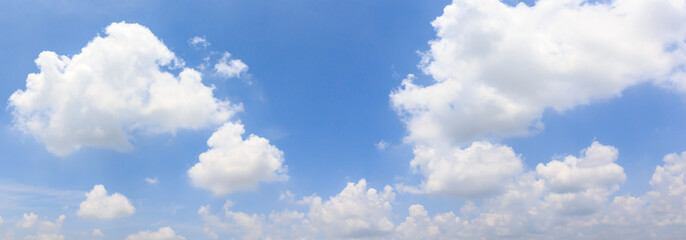 Obraz na płótnie Canvas Panorama sky and clouds background.