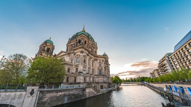 Berlin city skyline timelapse at Berlin Cathedral (Berliner Dom) and Spree River, Berlin, Germany, 4K Time lapse