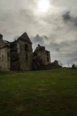 Fototapeta na wymiar ruiny klasztoru 