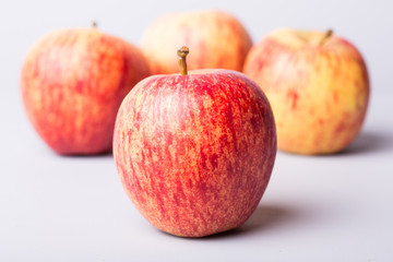 apples