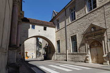 Rue du Collège de l'Arc