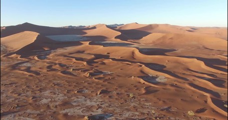 Panorama des dunes namibiennes